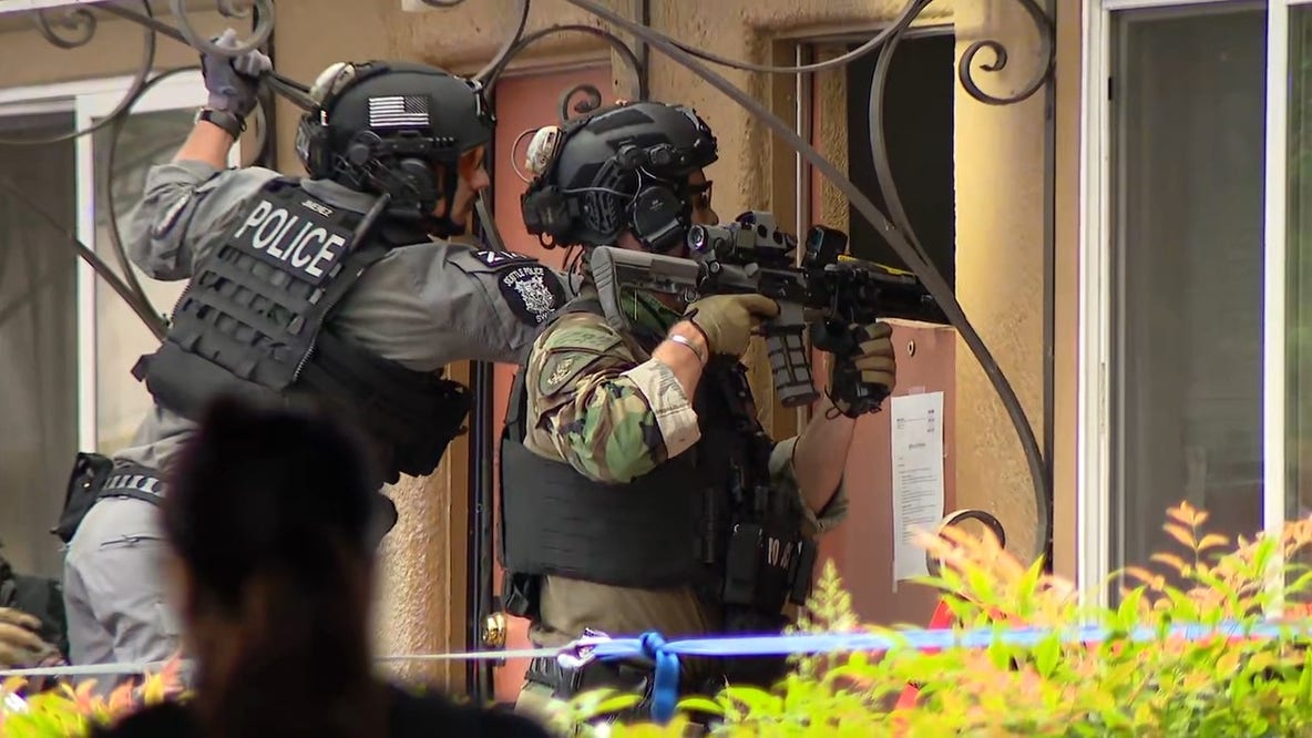 Seattle police arrest barricaded suspect following Georgetown standoff