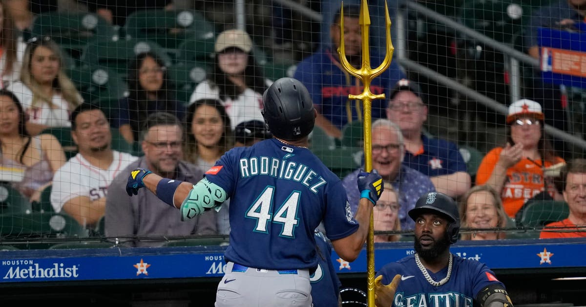 Rodríguez goes deep as Seattle Mariners extend franchise-record 8-game streak against Astros