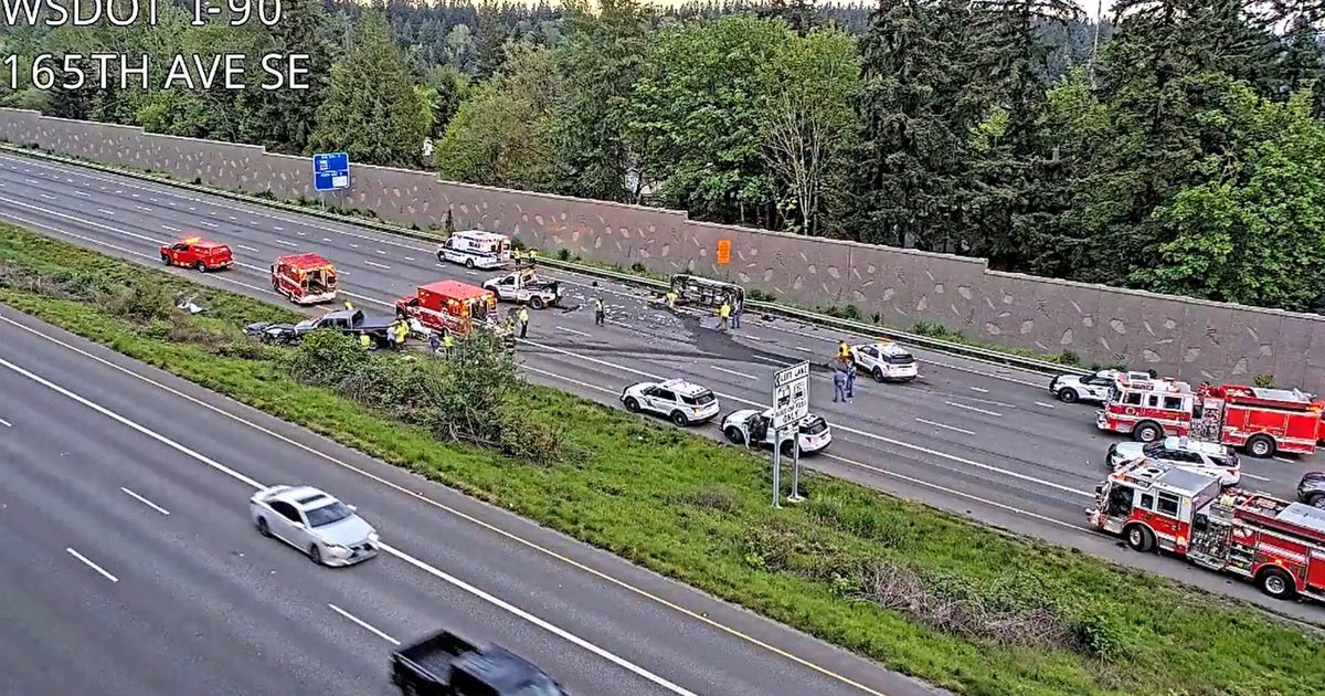 4 hospitalized in rollover crash on I-90 in Bellevue | FOX 13 Seattle