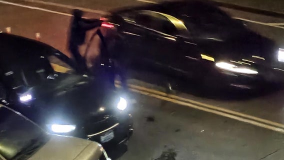 Long-time West Seattle resident witnesses armed carjacking after crash