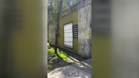 Student says man who broke into their apartment matches suspect description in fatal stabbing