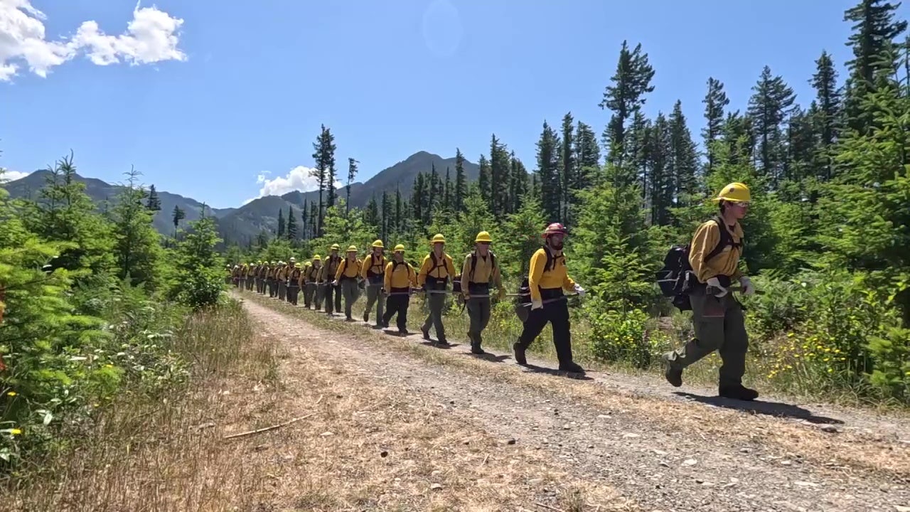 WA trains hundreds of firefighters as wildfire season intensifies