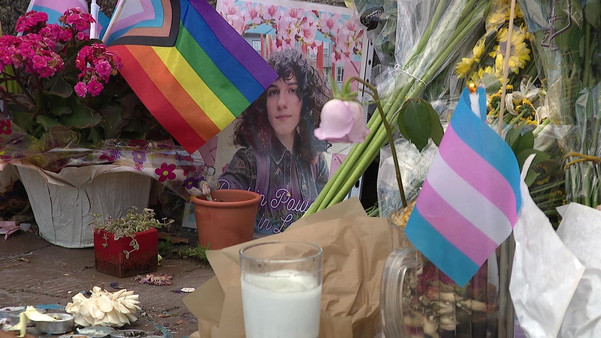Seattle's University of Washington honors slain student Juniper Blessing