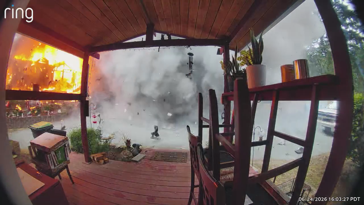 Whidbey Island, WA fireworks blast destroys homes, injures 5
