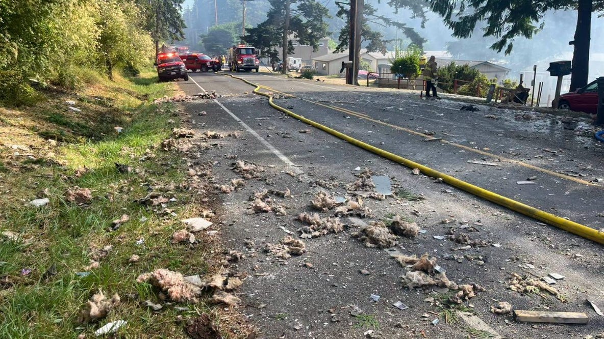 Whidbey Island, WA house explosion injures 3 firefighters
