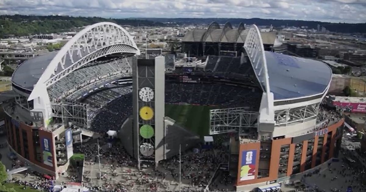 83ff178f-seattle-stadium.jpg?