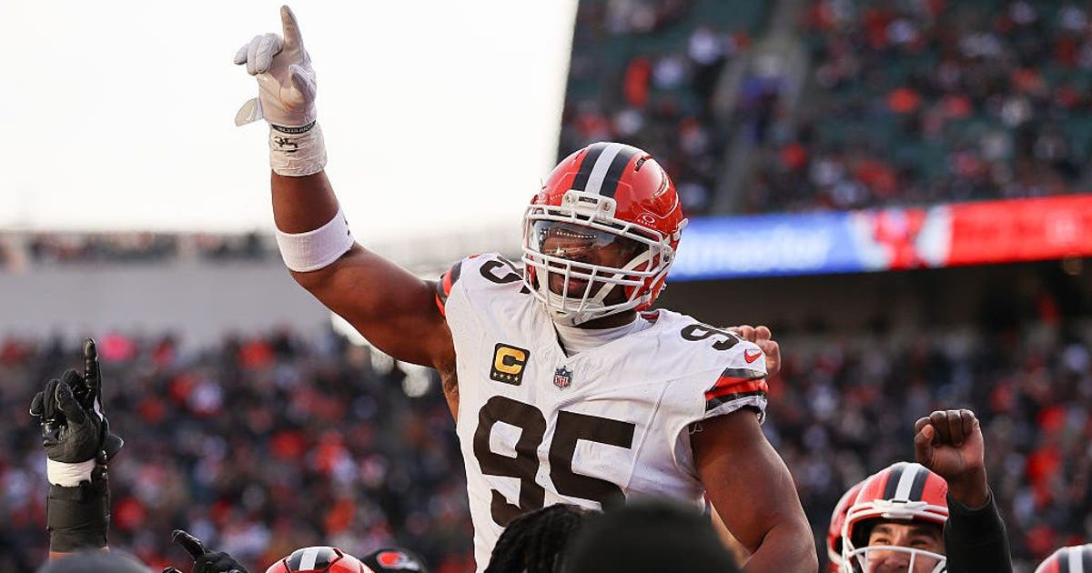 Los Angeles Rams acquire Myles Garrett from Cleveland Browns in blockbuster deal