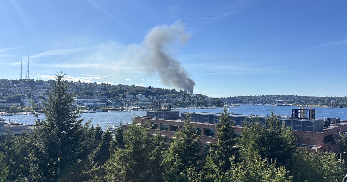 Seattle crews battle large commercial building fire in Ballard