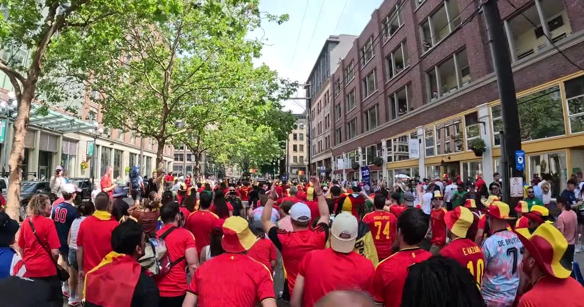 After strong opener, Seattle businesses expect bigger World Cup turnout Friday