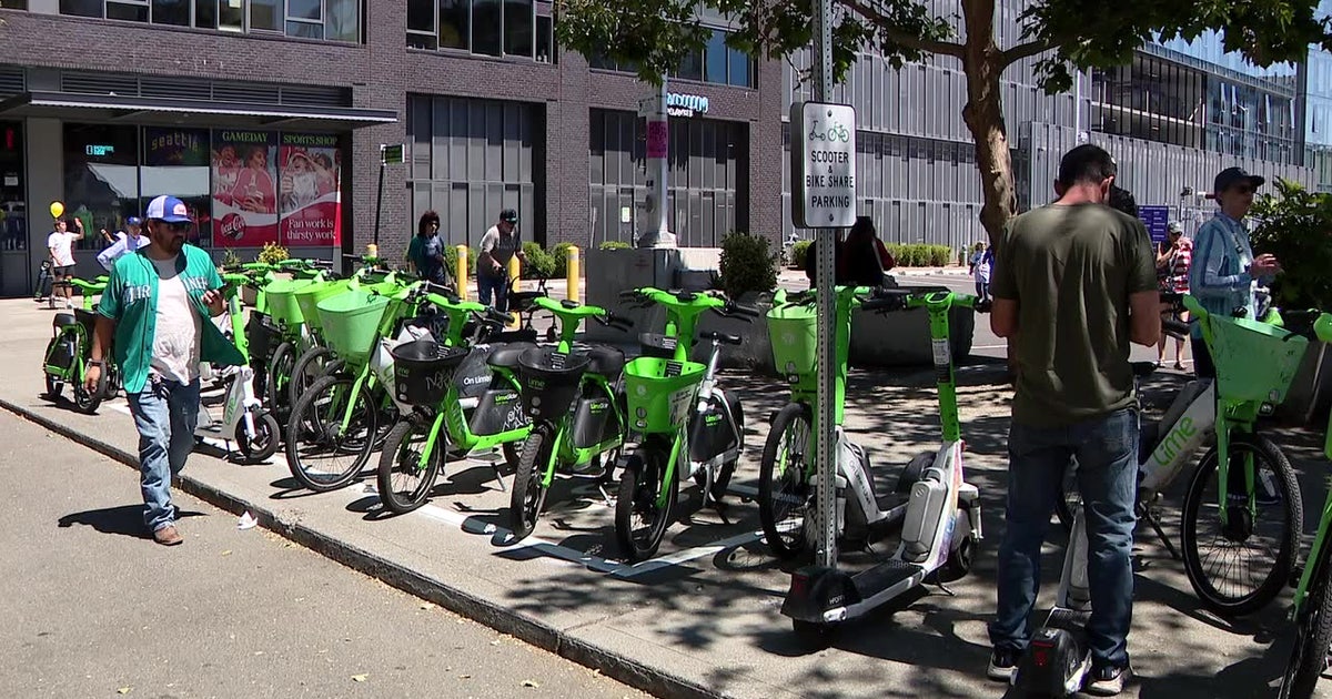 Seattle World Cup fans use e-bikes, scooters to avoid traffic