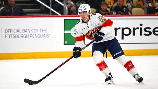 Seattle Kraken acquire Mackie Samoskevich from Panthers for draft picks