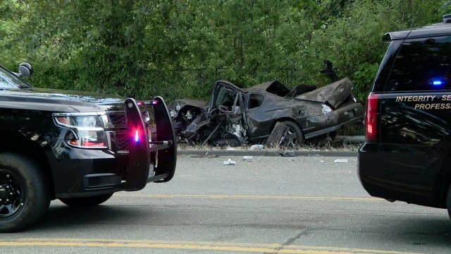 Man killed in rollover crash in Renton, WA