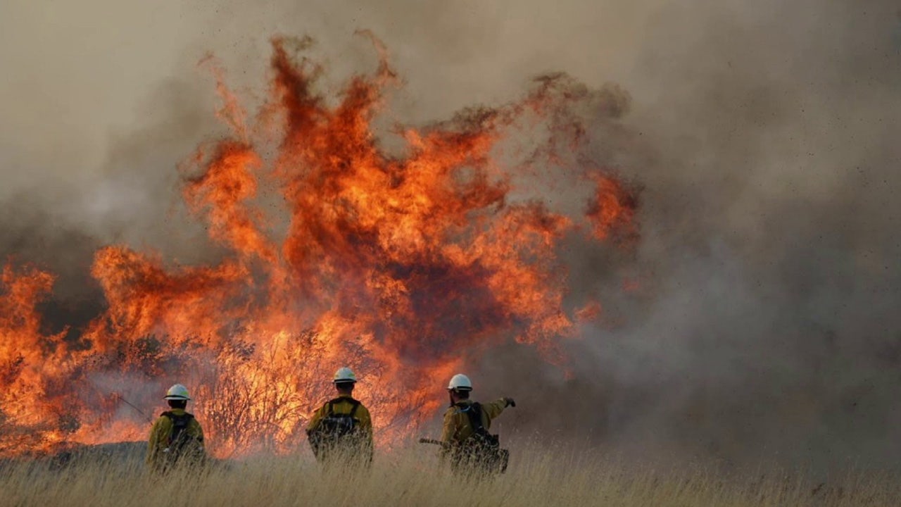 Smoke, heat advisory choke WA as 100K acres burn
