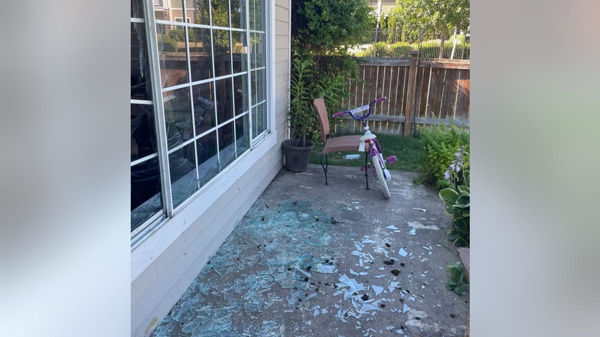 3 siblings critically injured in Kent, WA front porch fireworks explosion