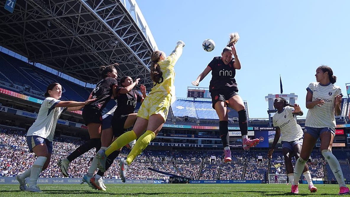 Ryanne Brown, Maddie Mercado lead Seattle Reign to 2-0 win over Thorns