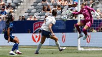 Maddie Mercado, Jordyn Bugg lead Seattle Reign to 2-0 win over Wave