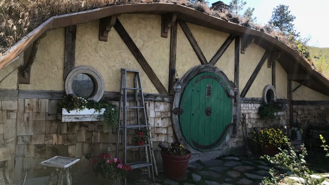 Famous Hobbit Inn destroyed in Chelan, WA fire