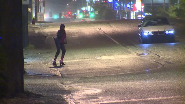 Seattle Aurora Avenue sweep: Multiple arrested, victims rescued