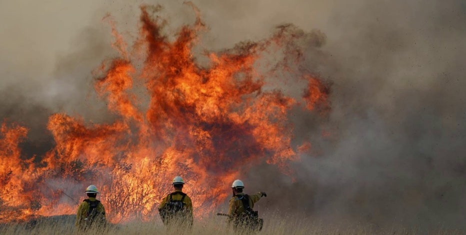 Smoke, heat advisory choke WA as 100K acres burn