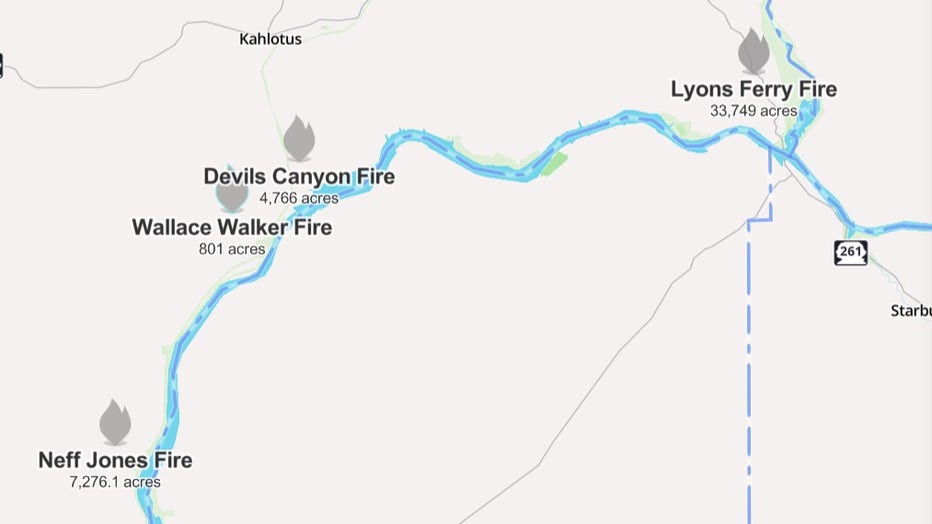Multiple wildfires burning in Franklin County, WA Four different fires popped up in Franklin County after lightning strikes, with crews currently battling more than 46,000 acres of flames near the city of Kahlotus.