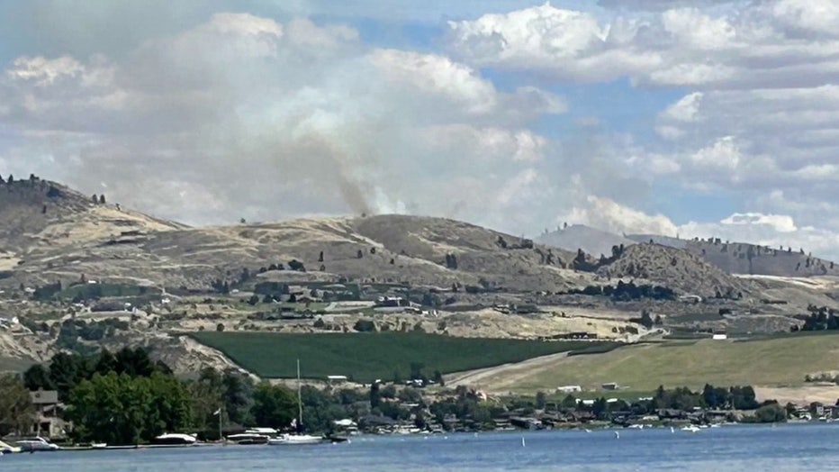 Evacuation levels have been reduced for the Henderson Fire burning in Chelan County. This wildfire broke out near Henderson Road on Wednesday, July 1. It initially prompted Level 1, 2 and 3 evacuations near Lake Chelan, but they were lowered hours later by Chelan County Emergency Management. Officials say the human-caused fire is 350 acres and 80% contained.