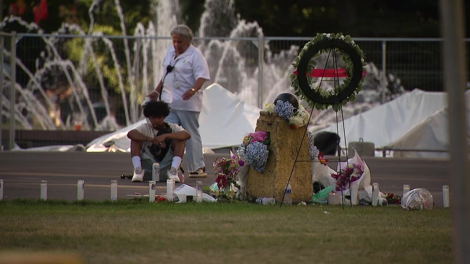 Vigil For Bite Of Seattle Shooting Victims