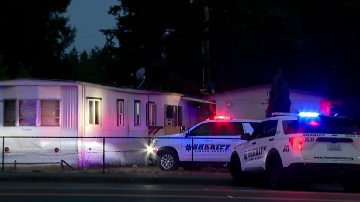 SWAT responds to deadly stabbing near Bonney Lake, WA; suspect barricaded