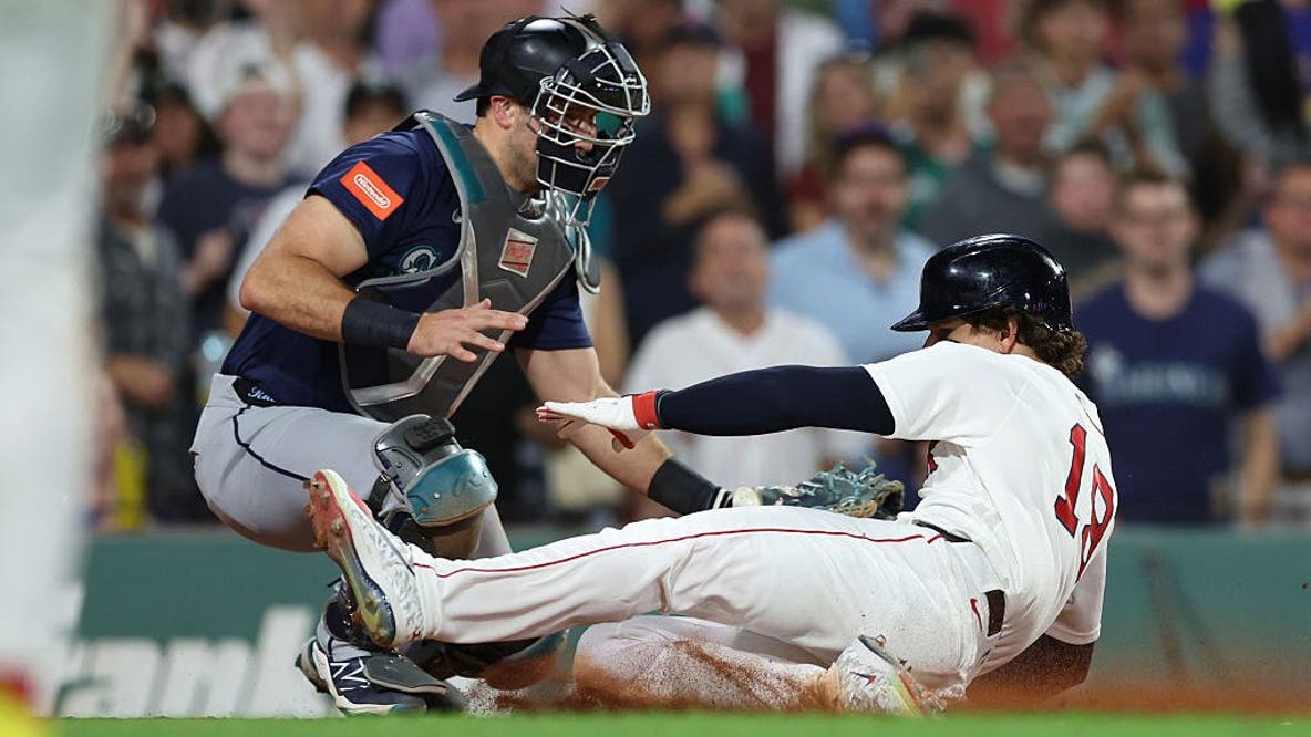 Seattle Mariners lose fifth straight as Red Sox rally for 9-8 win in 10 innings