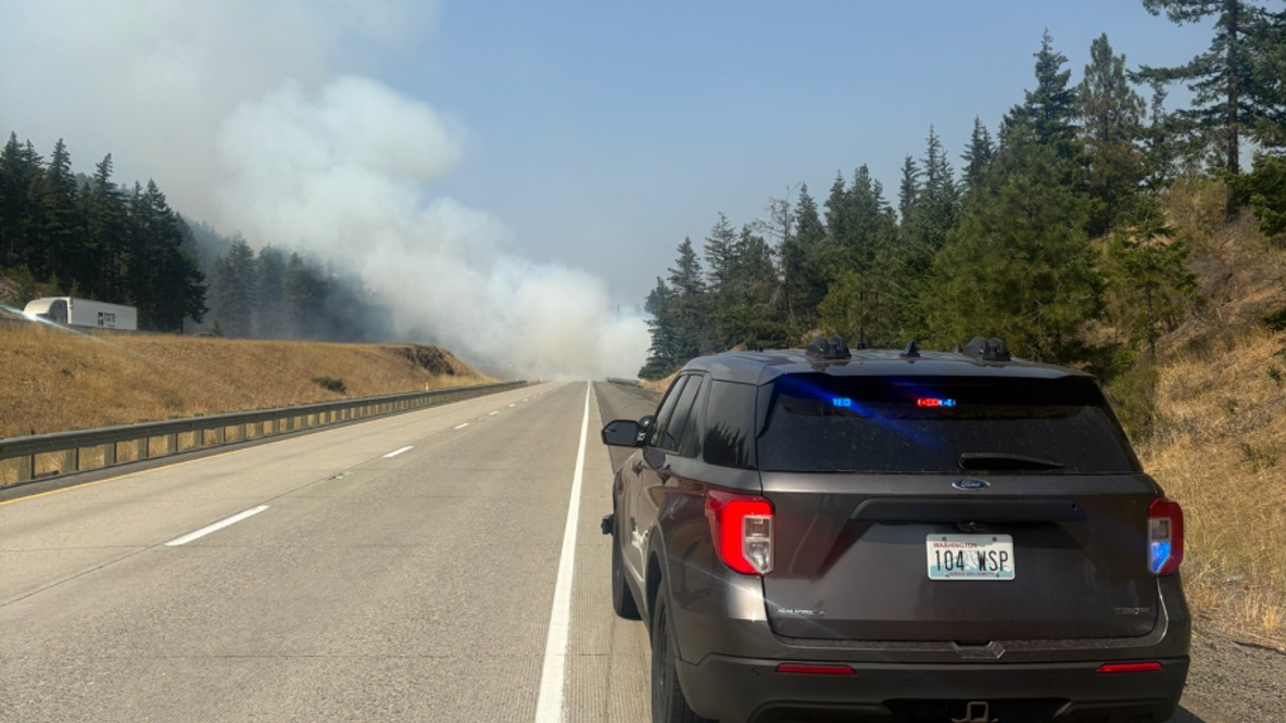 Brush fire closes all westbound I-90 lanes near Cle Elum, WA
