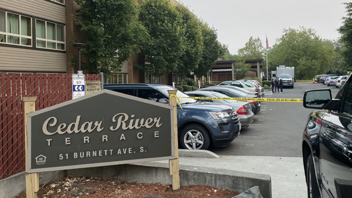 Woman killed, police officer stabbed in the face in Renton, WA
