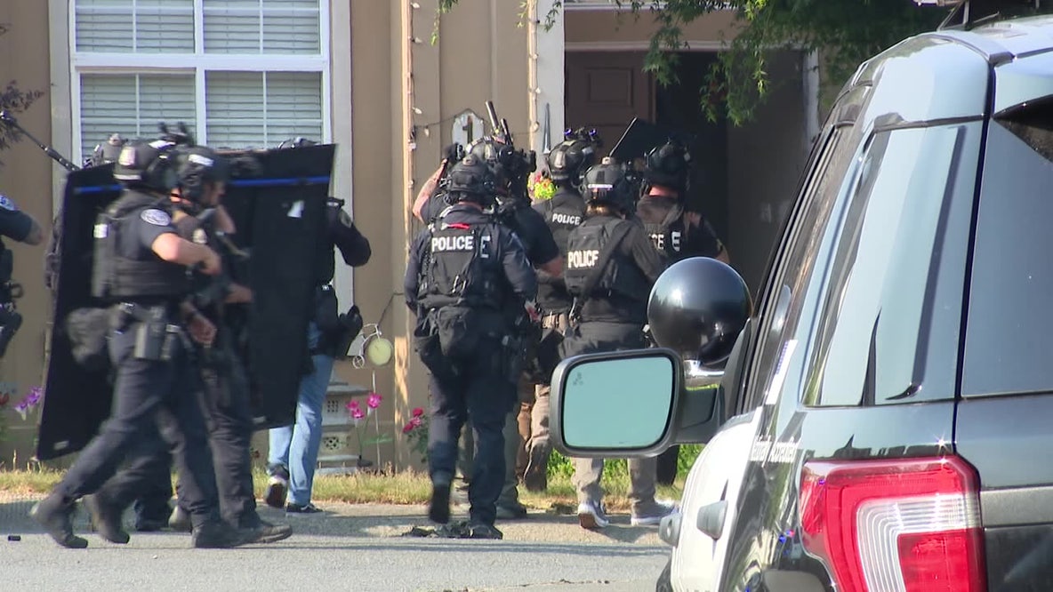 Kent, Tacoma, WA shooting suspect dead after hours-long standoff
