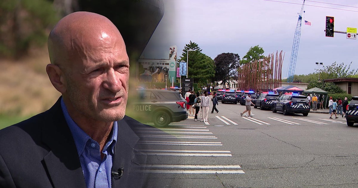 Ex-police leader questions five-hour delay in Bite of Seattle shooting response