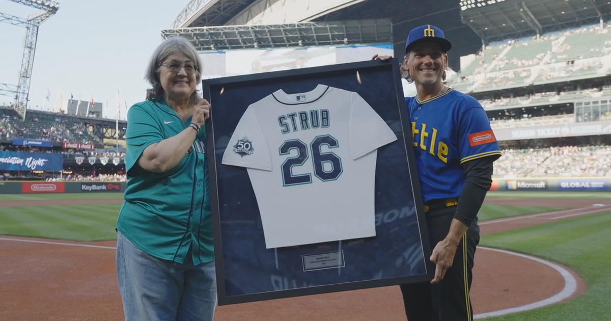 Olympia, WA grandma builds community with one extra Mariners ticket