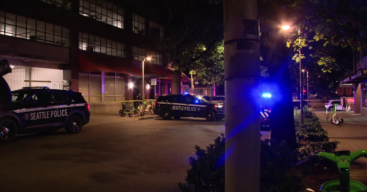 Seattle residents frustrated at lack of information after apartment murder