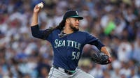 Seattle Mariners trade Luis Castillo to White Sox for Seranthony Domínguez, Nolan Jones