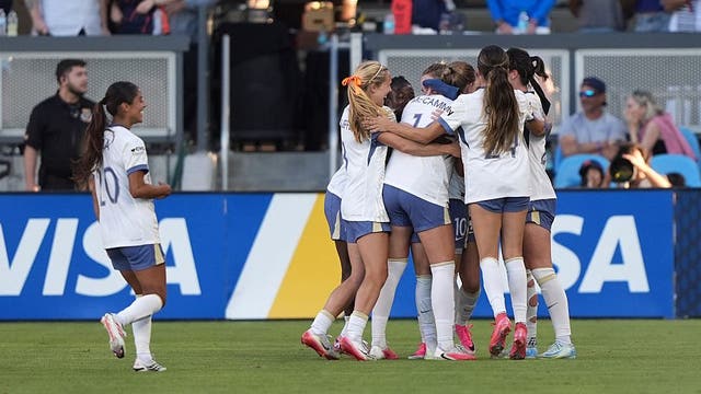 Jess Fishlock's late goal gives Seattle Reign 3-2 win over Bay FC