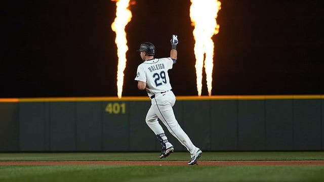 Cal Raleigh hits three home runs as Seattle Mariners beat Phillies 9-2