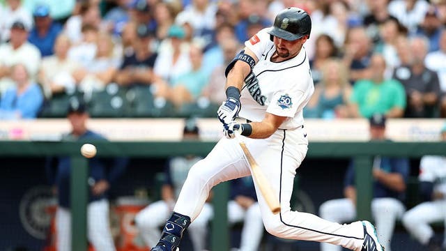 Cal Raleigh homers in fourth straight at-bat, Seattle Mariners beat Phillies 4-1
