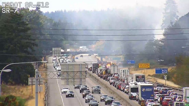 Large brush fire prompts evacuations in Parkland, WA