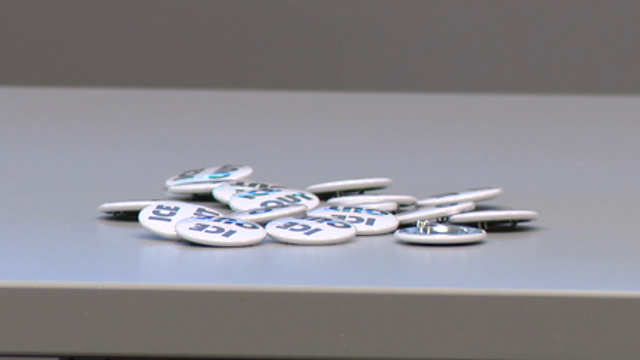 WA grassroots group hosts training on how to respond to ICE activity
