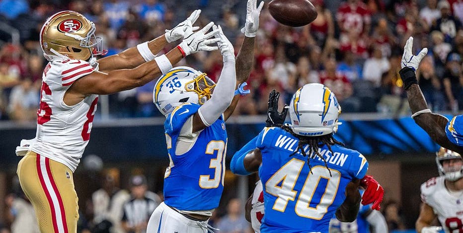 Seattle Seahawks acquire cornerback Avery Smith, trim roster to 53 players for 2026 season
