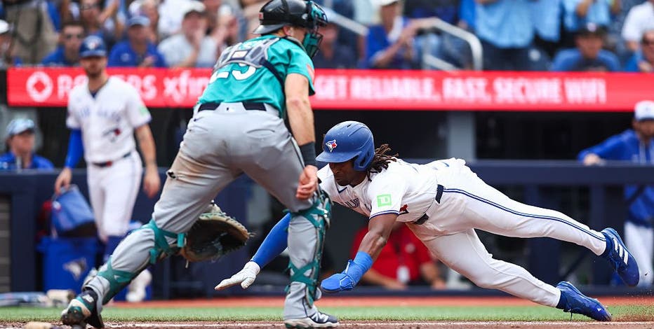 Seattle Mariners squander 3-0 lead in 4-3 loss to the Blue Jays