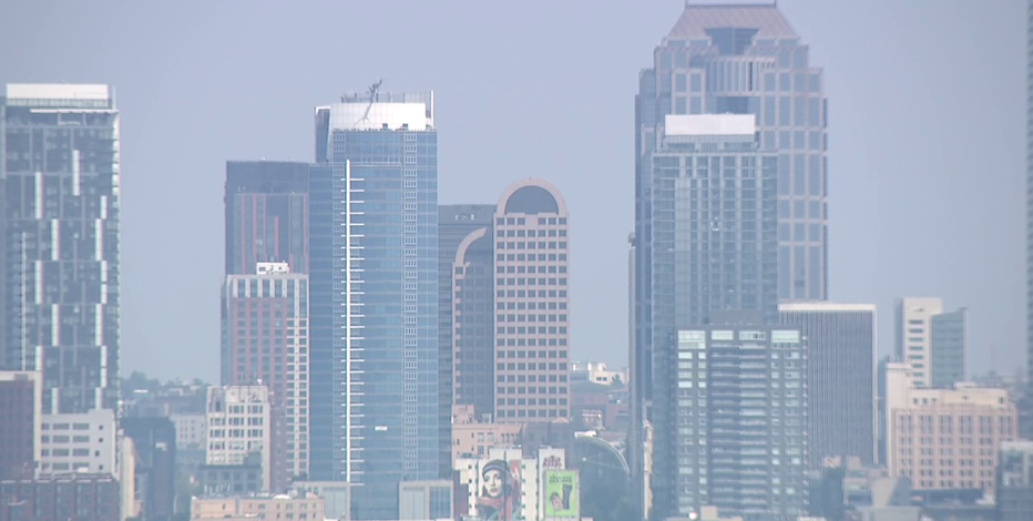 Wildfire smoke and extreme heat disrupt summer plans across Seattle