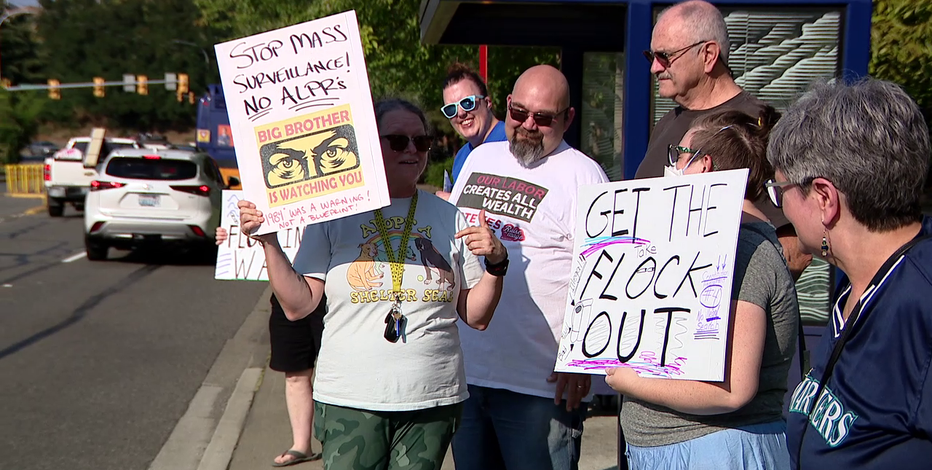 Renton, WA protesters demand cancellation of Flock camera contract