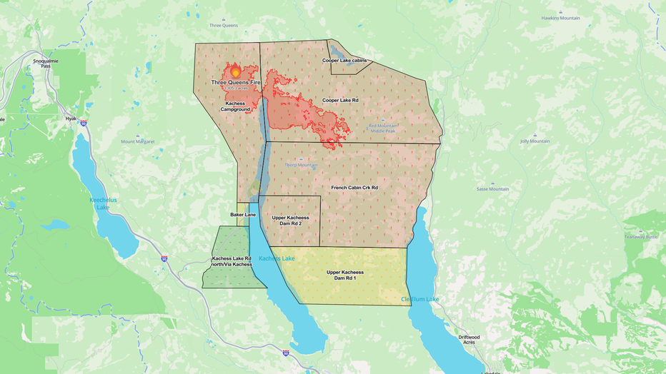 Three Queens Fire Map August 12