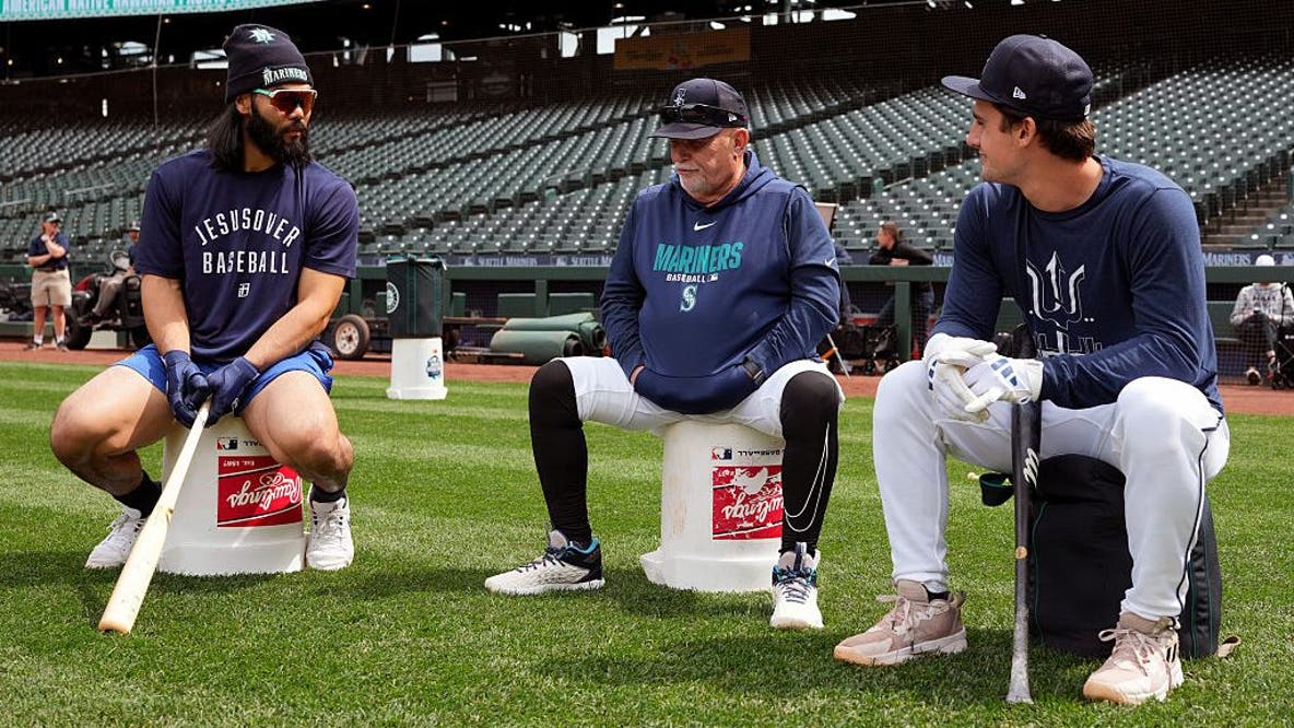 Seattle Mariners fire 4 coaches after Dan Wilson ousted as manager