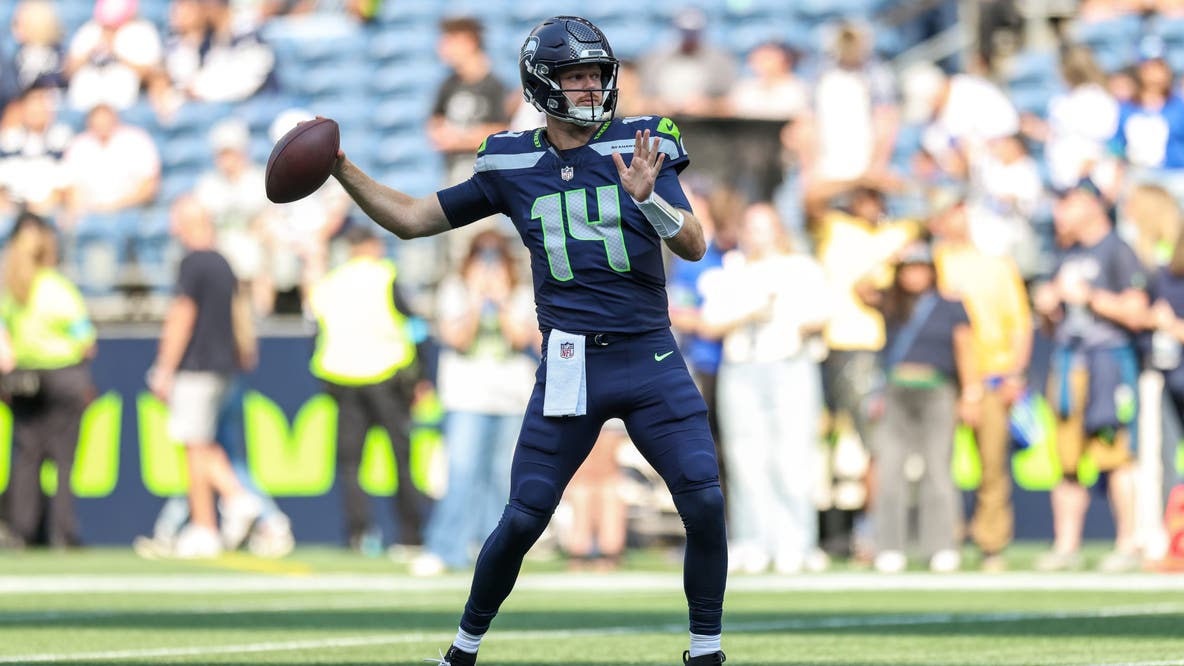 How to Seattle Seahawks' season opener against New England Patriots