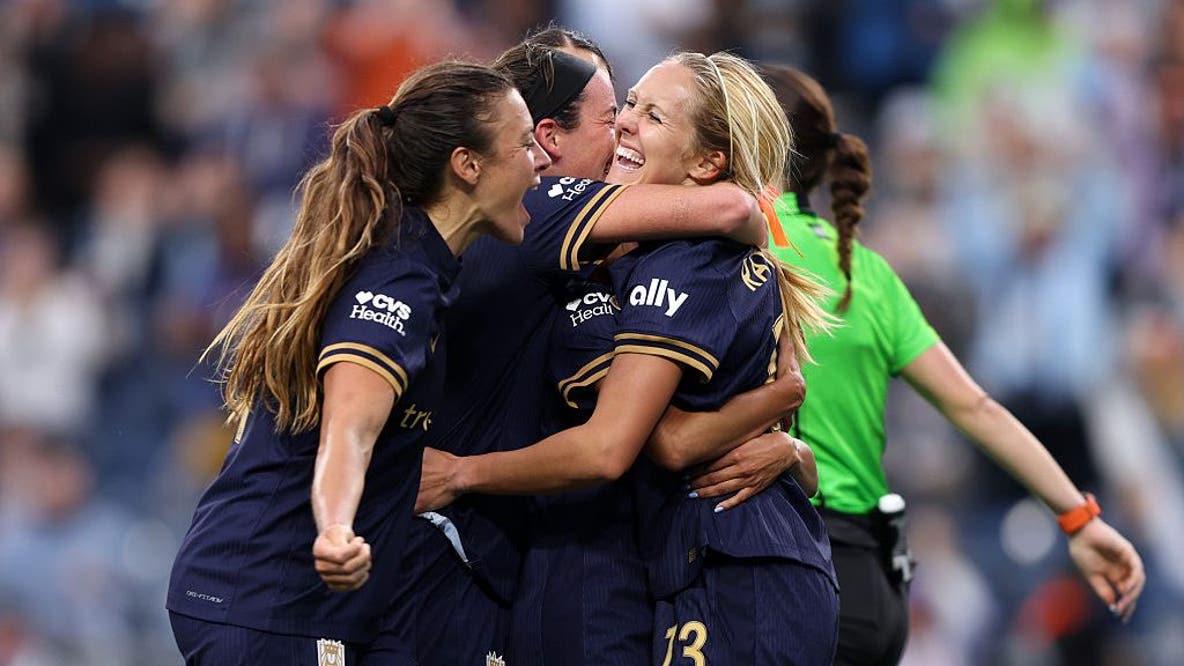 Sofia Huerta, Brittany Ratcliffe lead Seattle Reign to 2-0 win over Bay FC