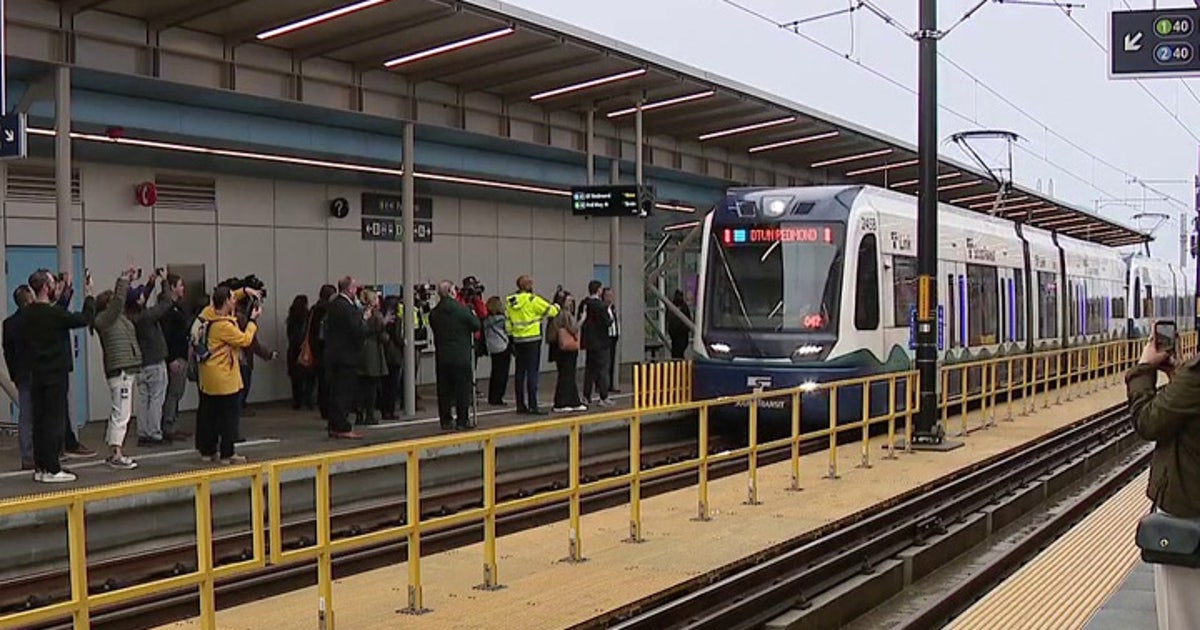 New North Seattle light rail station opens in Pinehurst 5 years ahead of schedule