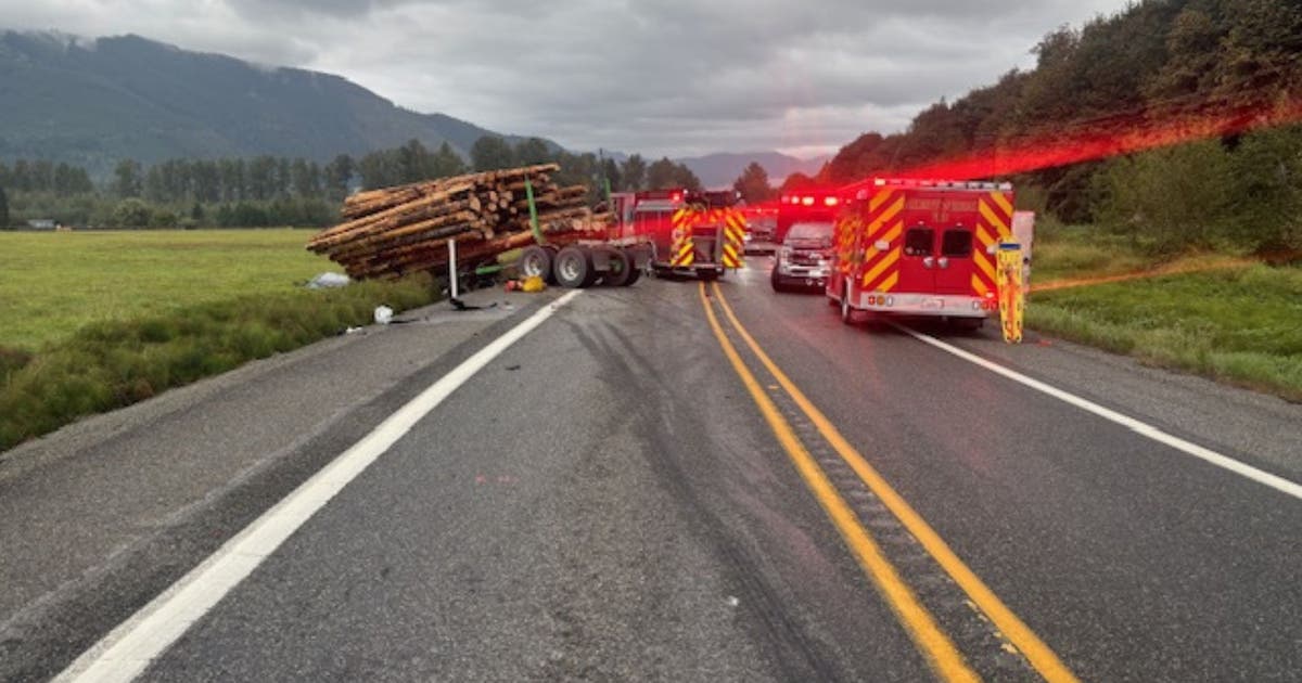 Deadly crash involving log truck causes delays on SR 530